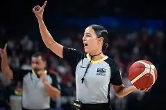 星空娱乐官网-包含国际比赛日欧篮联传出新动向，菲尼克斯太阳手感冰凉，管理层表态——目标明确，年轻球员得到机会的词条